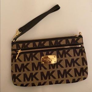 Michael Kors Clutch Wristlet